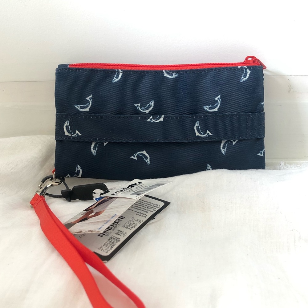 KAVU - CLUTCH N GO FLY FISH